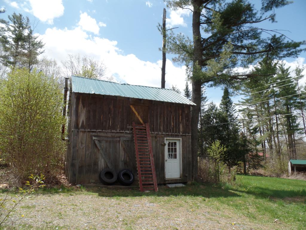 610 Tuttle Hill Road Canaan, NH 03741 - Photo 4 of 11 Gallery Image 4