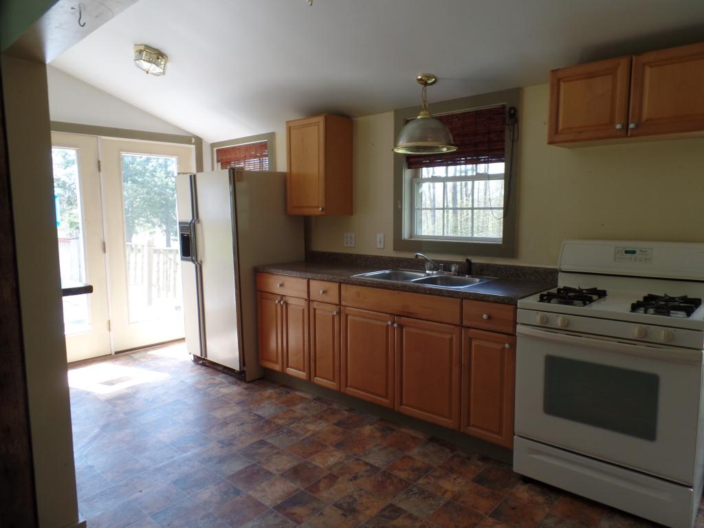 610 Tuttle Hill Road Canaan, NH 03741 - Photo 7 of 11 Gallery Image 7