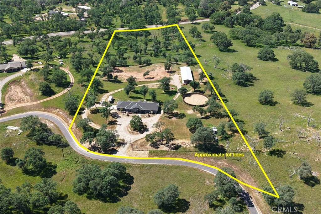 5427 Shooting Star Road Catheys Valley, CA 95306 - Photo 4 of 57