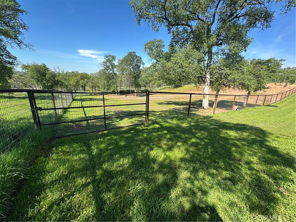 5427 Shooting Star Road Catheys Valley, CA 95306 - Photo 41 of 57