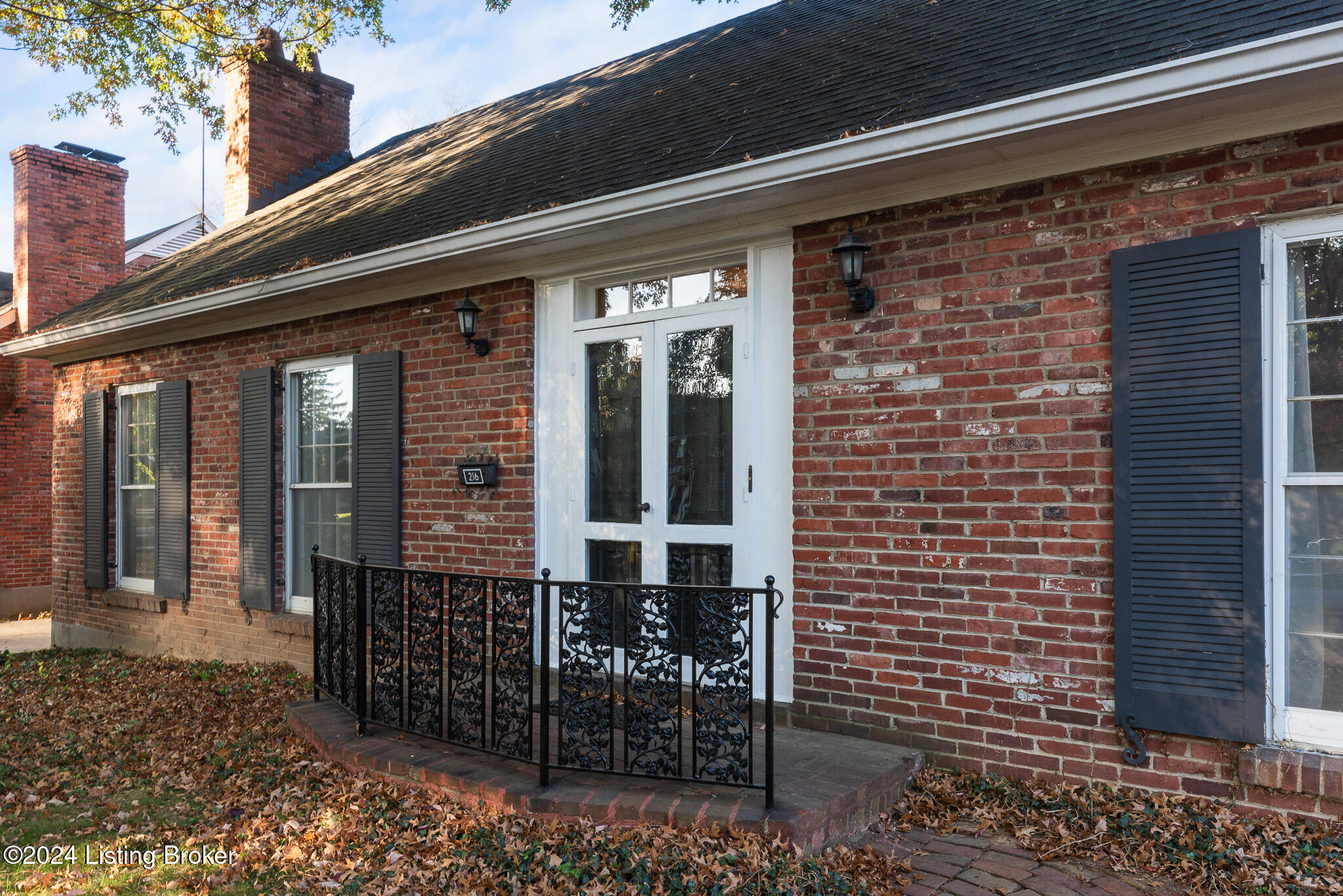 216 Gibson Road Richlawn, KY 40207 - Photo 5 of 40 216 Gibson Rd-5