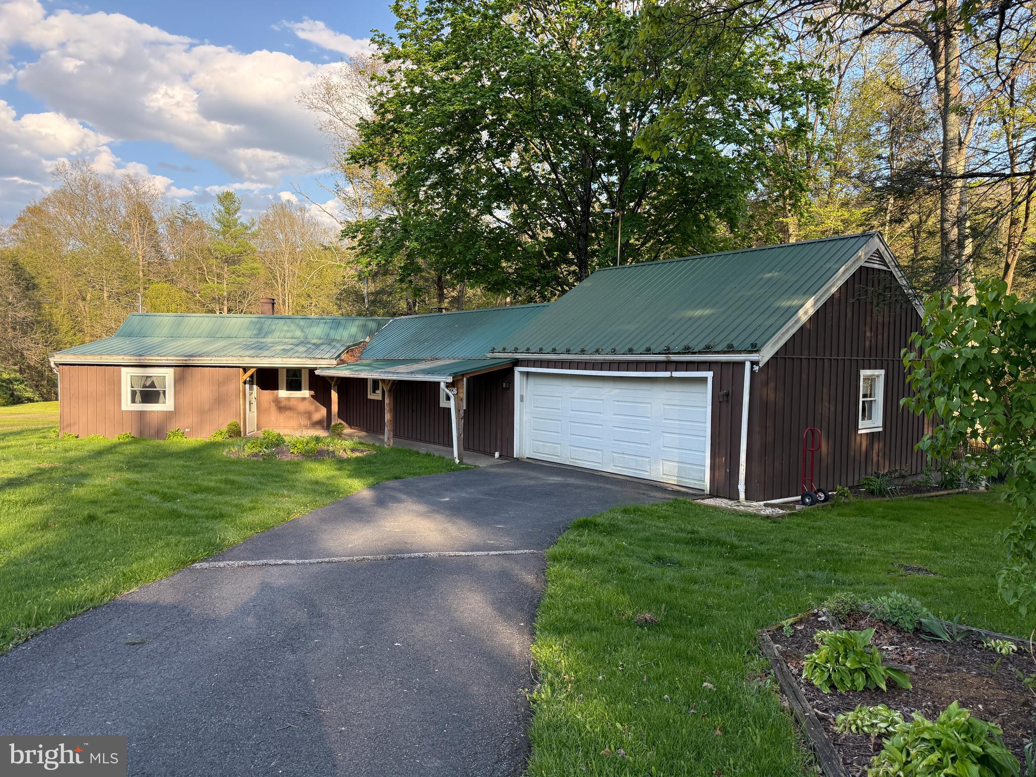 3726 New Lancaster Valley Road Milroy, PA 17063 - Photo 3 of 52