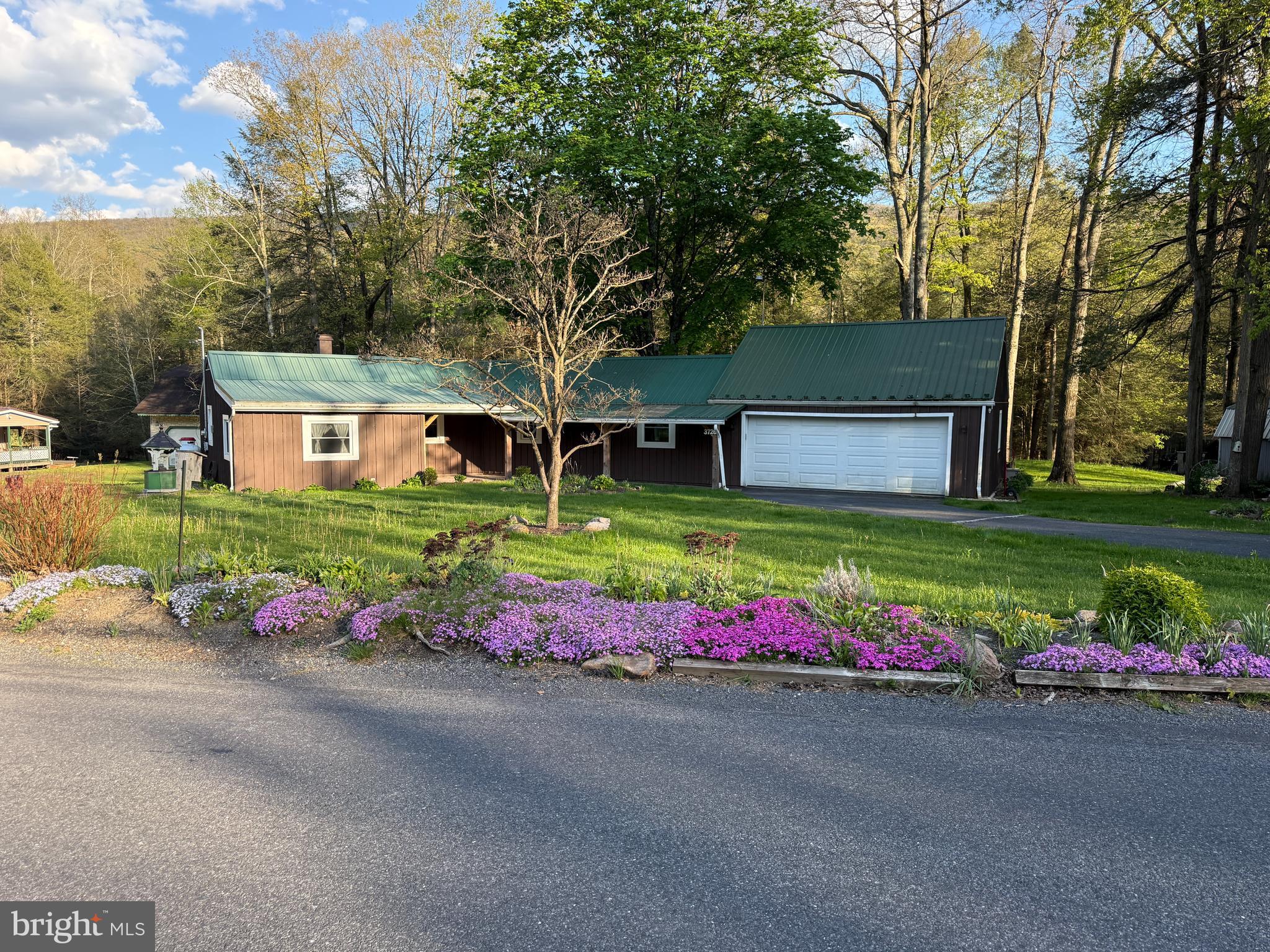 3726 New Lancaster Valley Road Milroy, PA 17063 - Photo 4 of 52