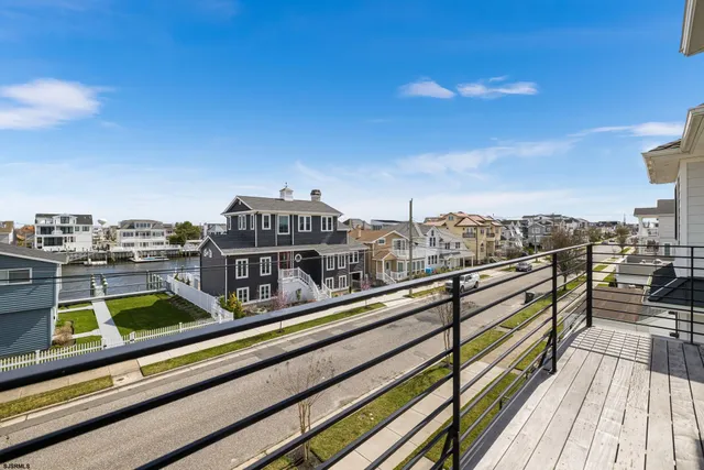 a view of a livingroom with furniture and