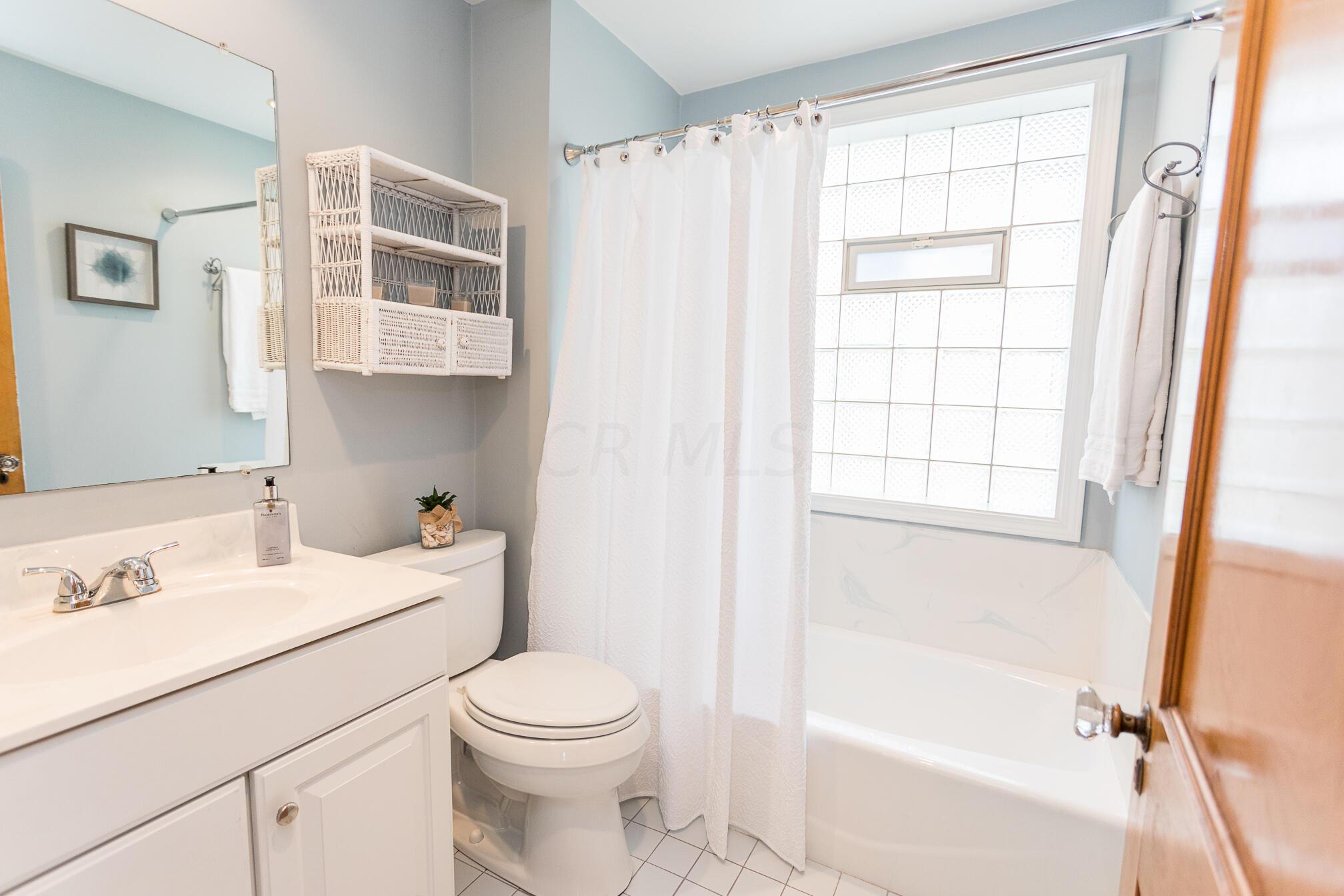 83 Arden Road Columbus, OH 43214 - Photo 42 of 47 83 Arden BE7A8778