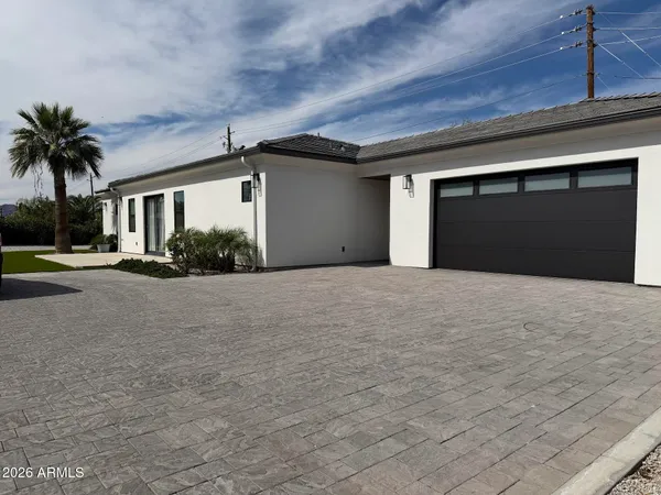 $5,500 | 8736 East Joshua Tree Lane, Scottsdale, AZ 85250