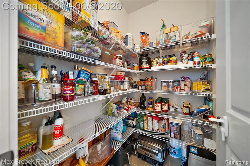 1942 Nottingham Drive Rochester Hills, MI 48307 - Photo 30 of 97