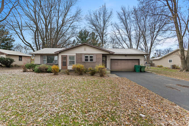 2007 Tin Cup Road Mahomet, IL 61853 - Photo 1 of 29 Gallery Image 1