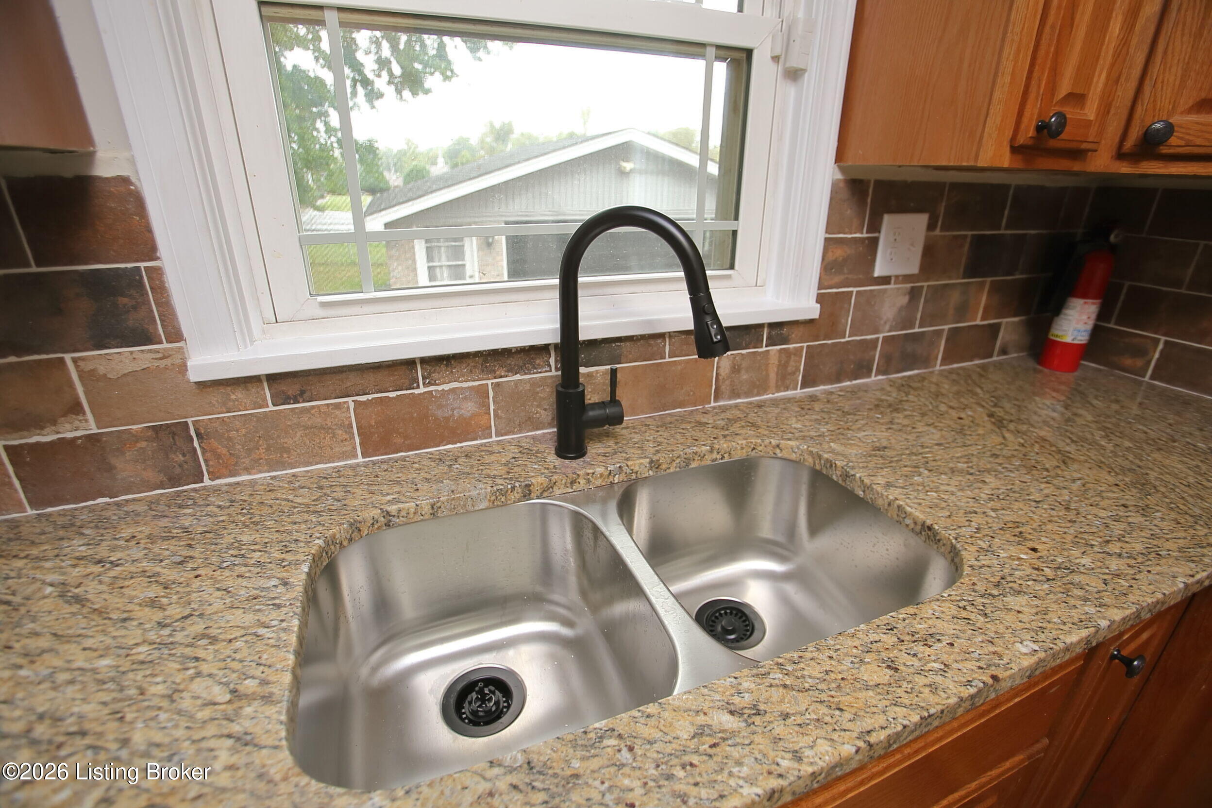 3509 Locklee Road Louisville, KY 40214 - Photo 21 of 53 Kitchen