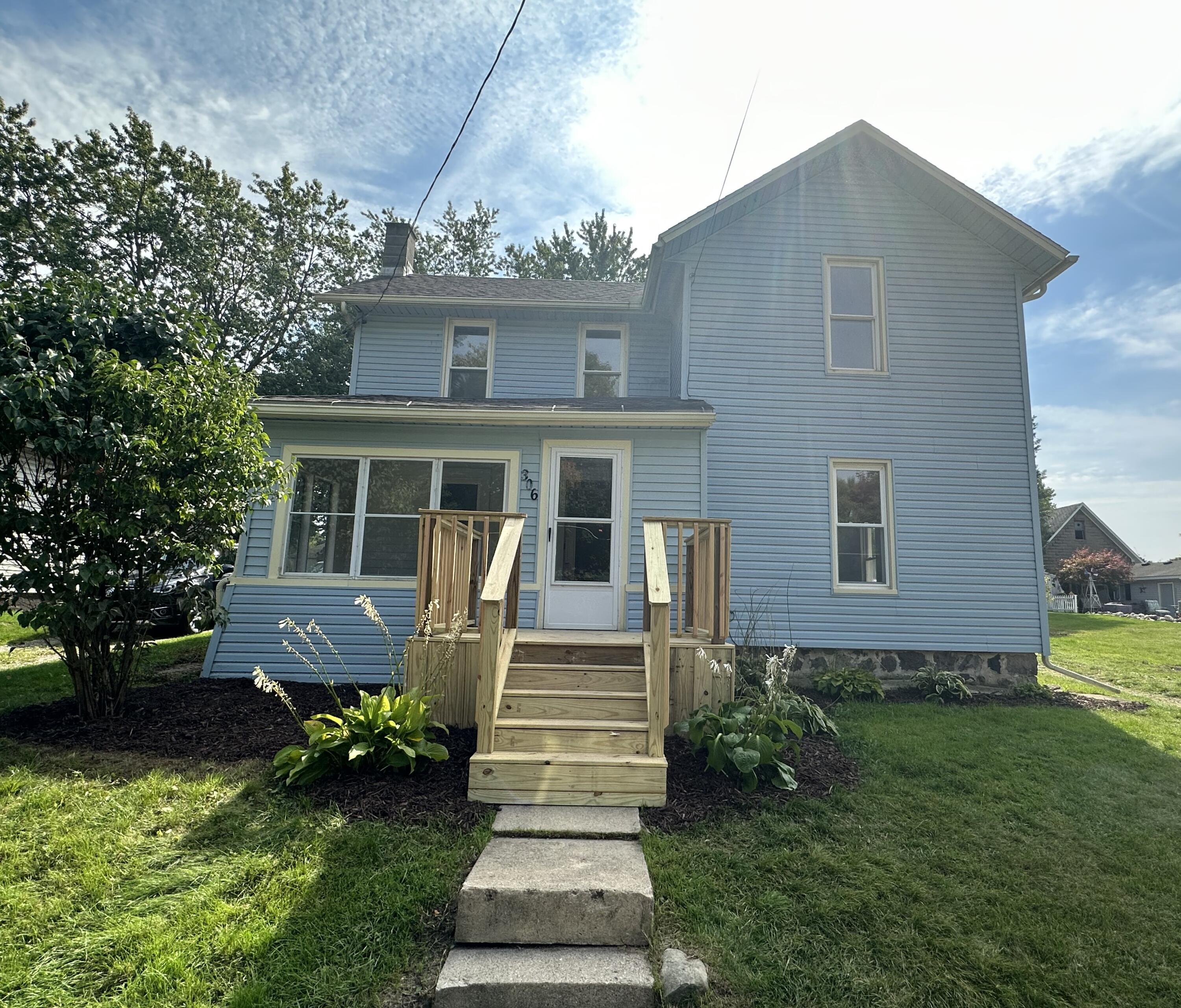 306 Grand Street Springport, MI 49284 - Photo 1 of 30 IMG_2229