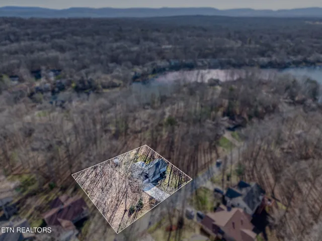 $279,900 | 153 Glenwood Drive, Crossville, TN 38558