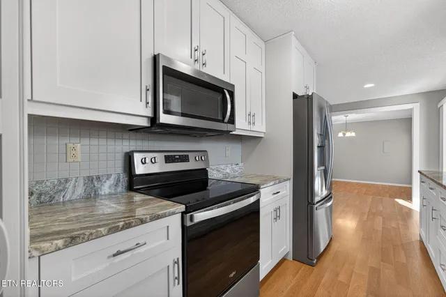 $279,900 | 153 Glenwood Drive, Crossville, TN 38558