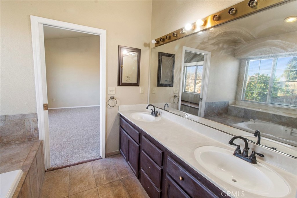 3905 Alessandro Lane Modesto, CA 95356 - Photo 37 of 45