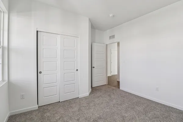 $434,990 | 6296 Redwood Trail, Wonder Lake, IL 60097