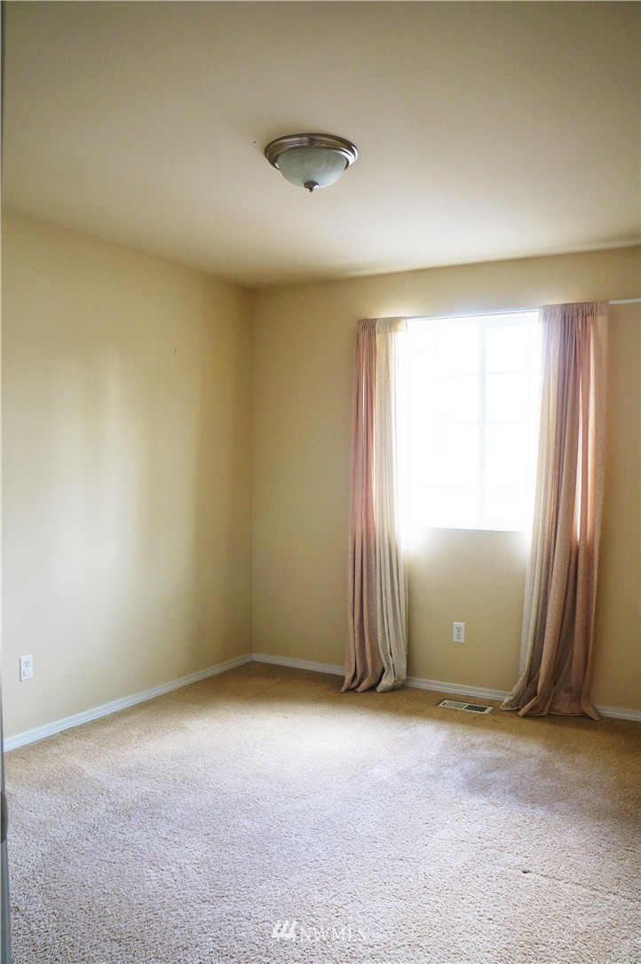 2718 232nd Place Southeast Bothell, WA 98021 - Photo 15 of 22
