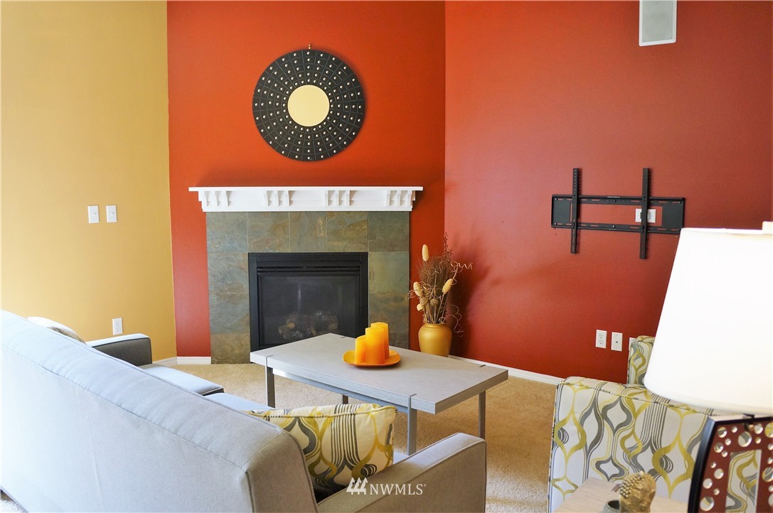 2718 232nd Place Southeast Bothell, WA 98021 - Photo 7 of 22