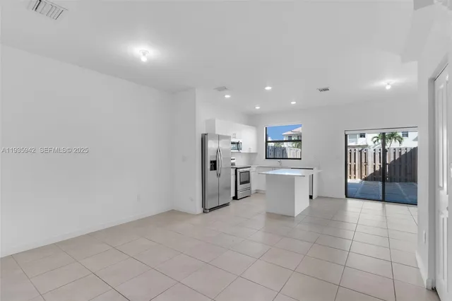 $2,700 | 24563 Southwest 117th Court, Unit 24563, Homestead, FL 33032