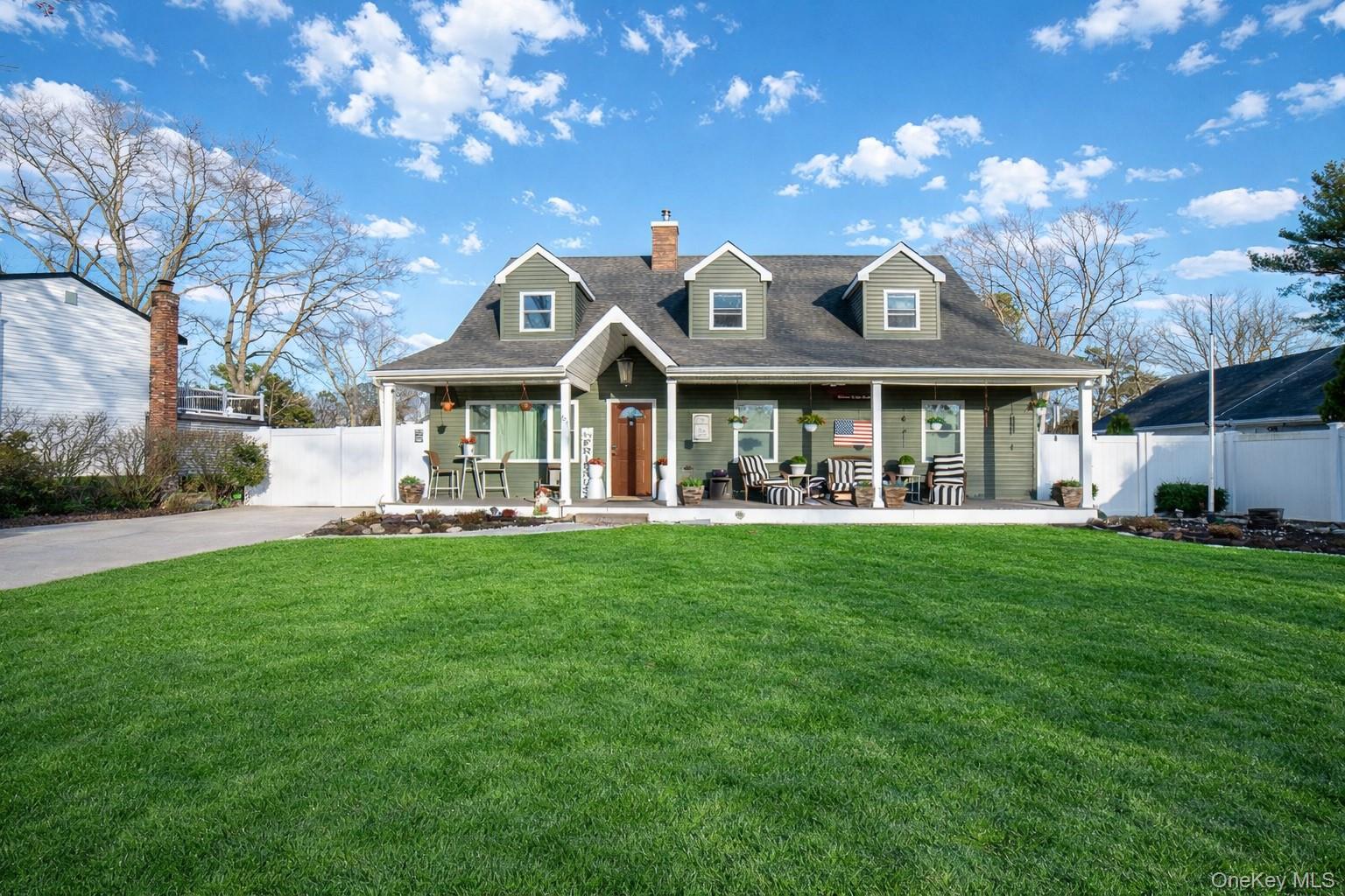 67 Sheldon Street Central Islip, NY 11722 - Photo 2 of 26