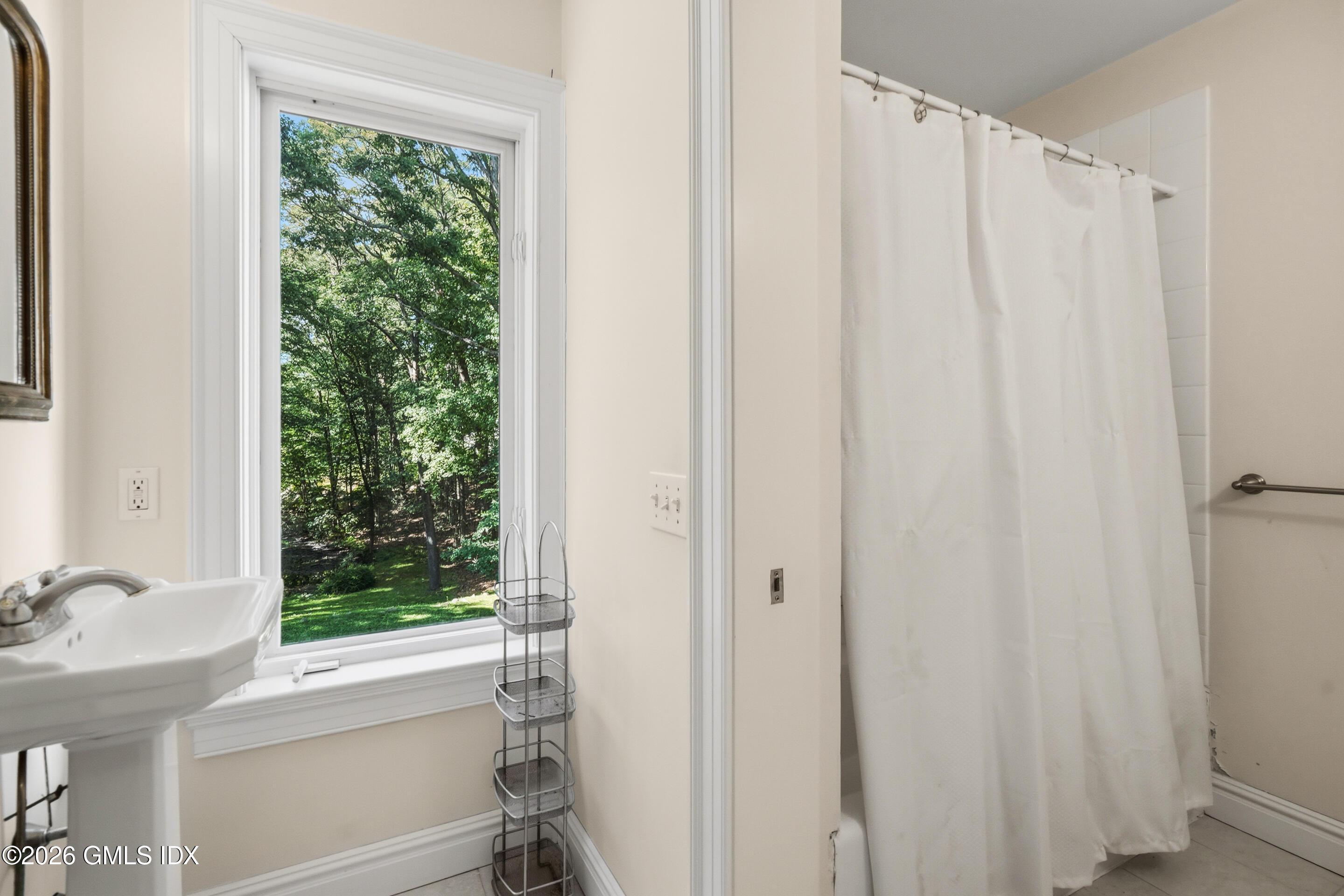 3 Carriage Road Cos Cob, CT 06807 - Photo 30 of 53 DSC01679_1