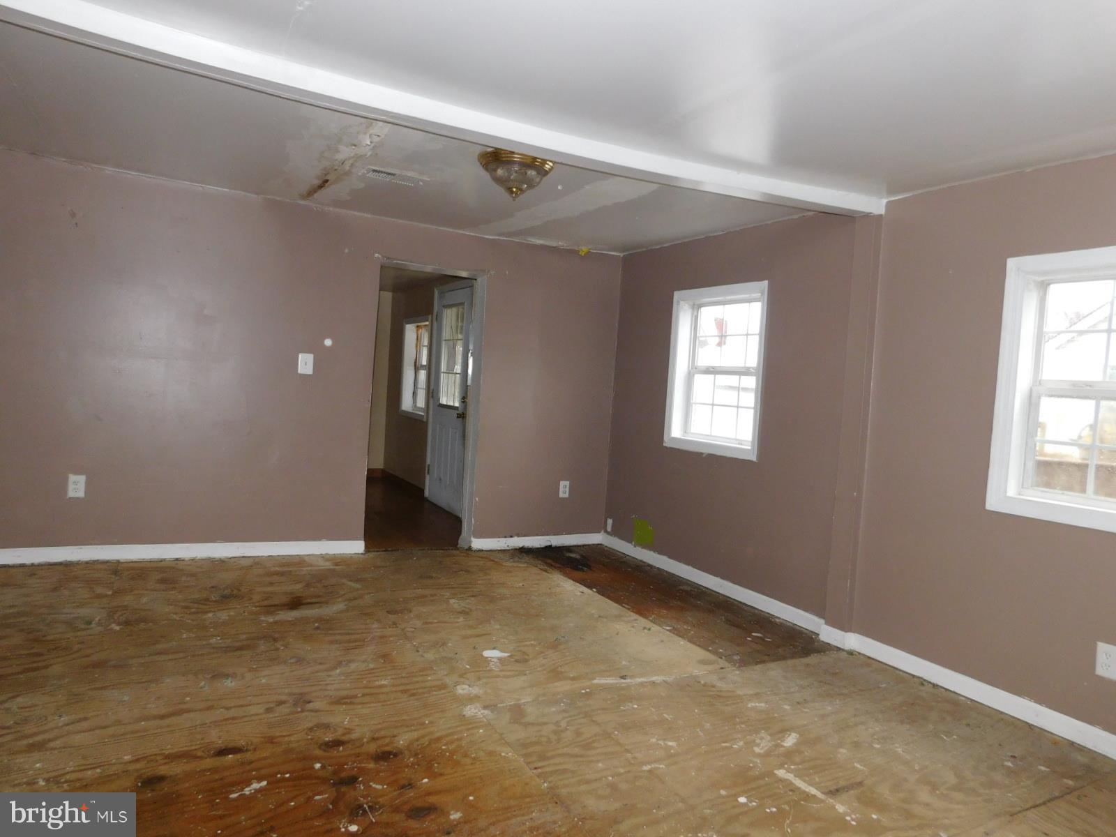 50 Meadow Road New Castle, DE 19720 - Photo 2 of 17 Gallery Image 2