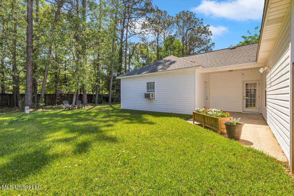 7949 Martin Bluff Road Gautier, MS 39553 - Photo 27 of 36 7949MartinBluffRd-27