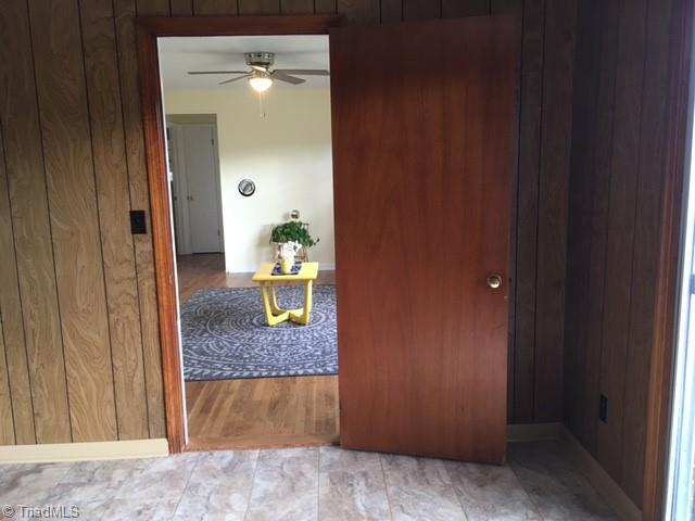 533 Old Homestead Road Wilkesboro, NC 28697 - Photo 4 of 12 Gallery Image 4