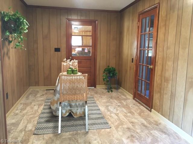 533 Old Homestead Road Wilkesboro, NC 28697 - Photo 5 of 12 Gallery Image 5