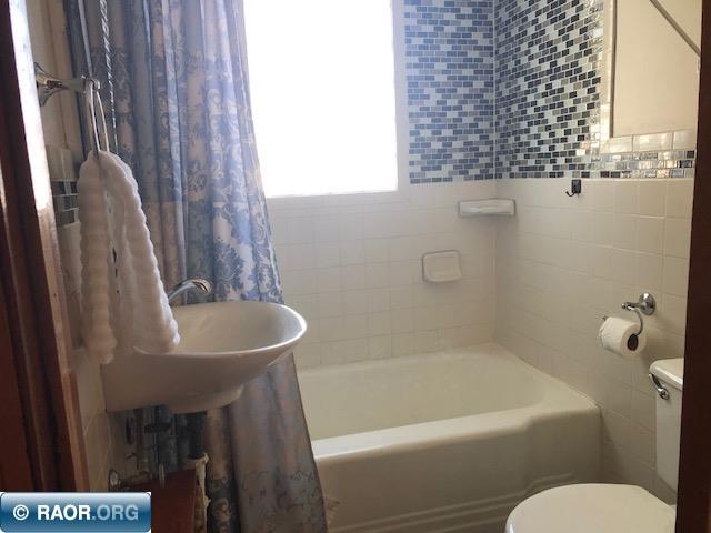 105 6th Street Northwest Chisholm, MN 55719 - Photo 9 of 28