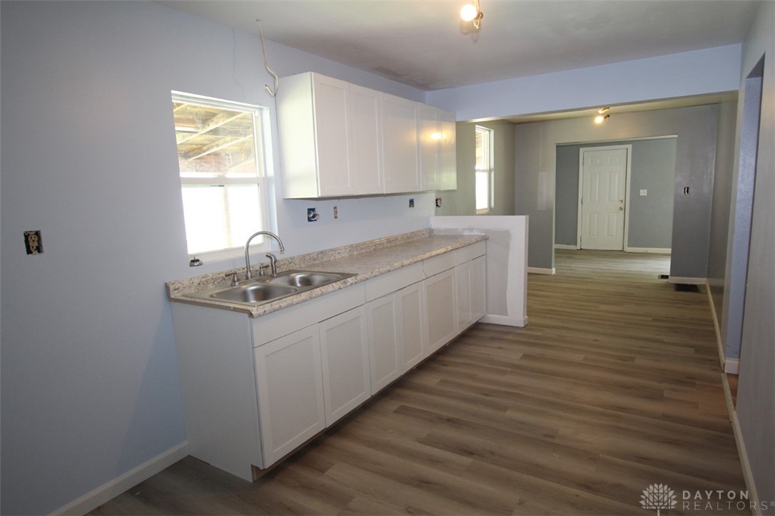 3705 Clearview Road Dayton, OH 45439 - Photo 8 of 22