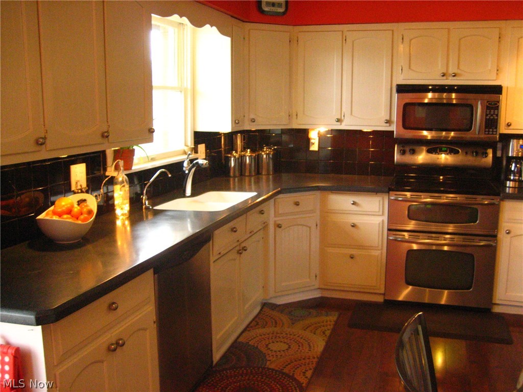 8921 Crow Road Litchfield, OH 44253 - Photo 7 of 24 Gallery Image 7