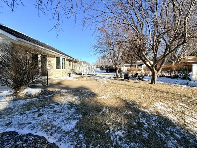 $429,000 | 867 Briarwood Drive, Worthington, MN 56187