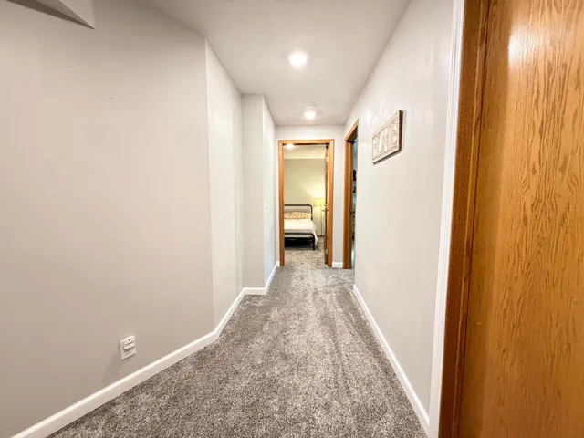 $429,000 | 867 Briarwood Drive, Worthington, MN 56187