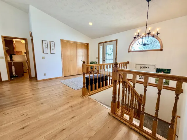 $429,000 | 867 Briarwood Drive, Worthington, MN 56187