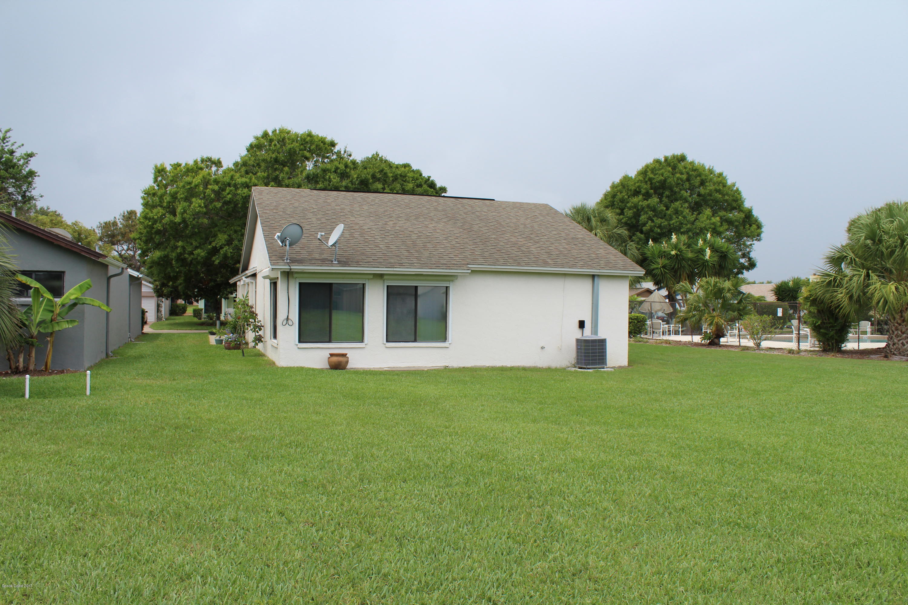 370 Myrtlewood Road Melbourne, FL 32940 - Photo 21 of 26 Room to Play!
