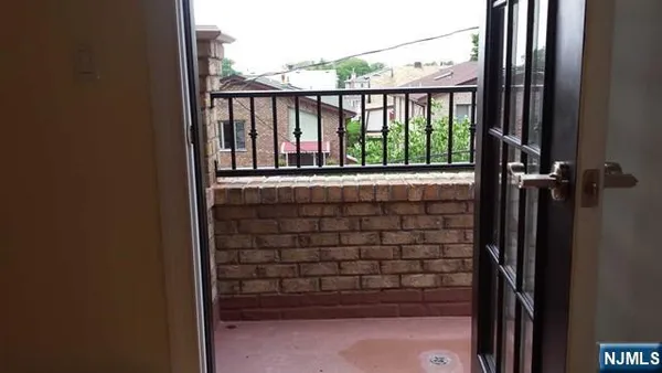 $5,250 | 510 3rd Street, Unit A, Palisades Park, NJ 07650