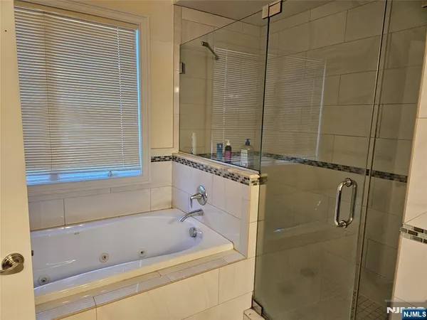 $5,250 | 510 3rd Street, Unit A, Palisades Park, NJ 07650