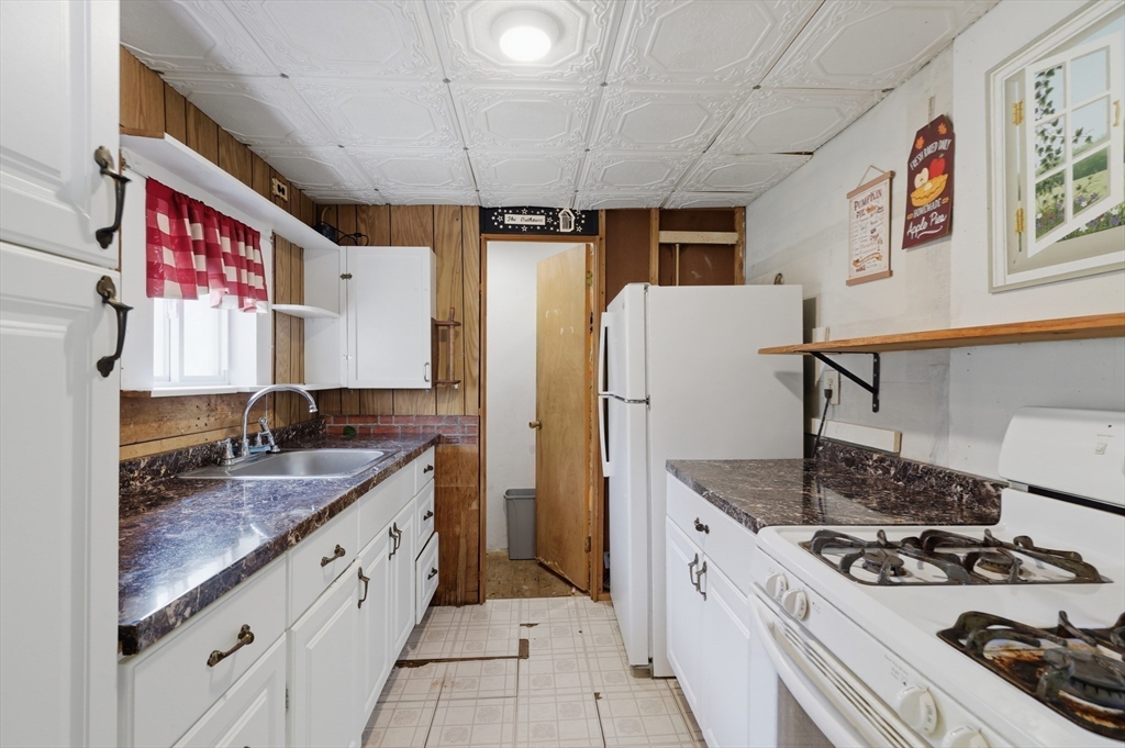 101 Whitins Road Sutton, MA 01590 - Photo 26 of 35 Gallery Image 26