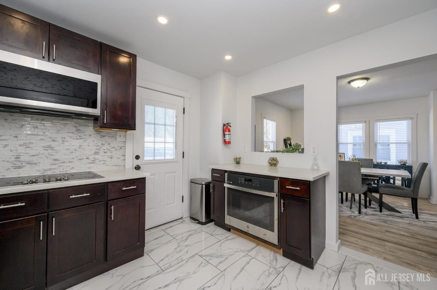 317 Billingsport Road Paulsboro, NJ 08066 - Photo 14 of 32