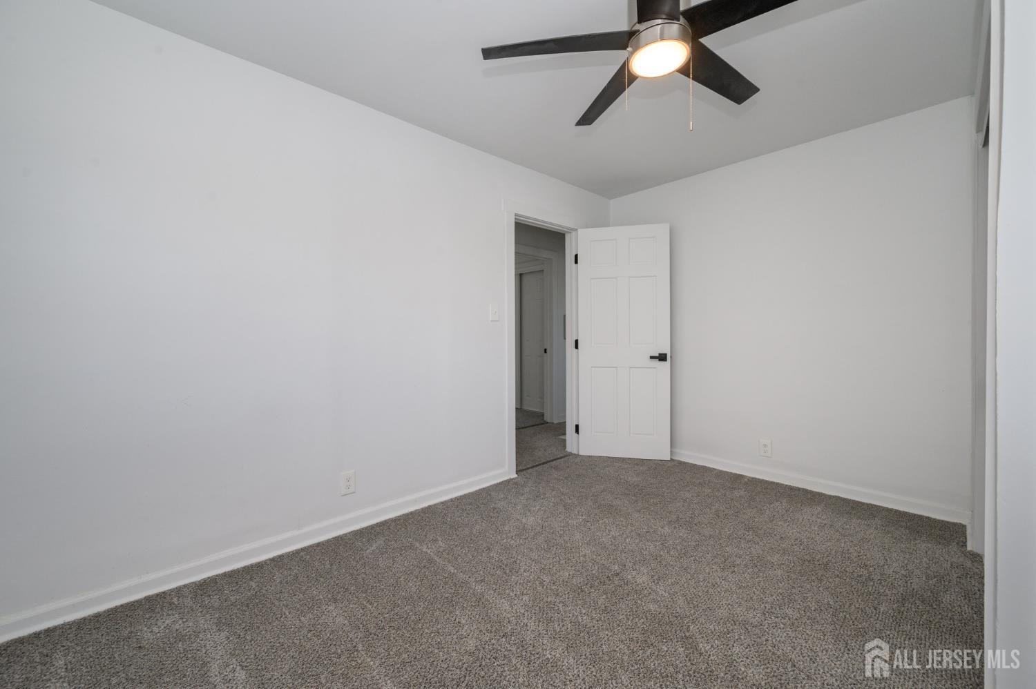 317 Billingsport Road Paulsboro, NJ 08066 - Photo 22 of 32