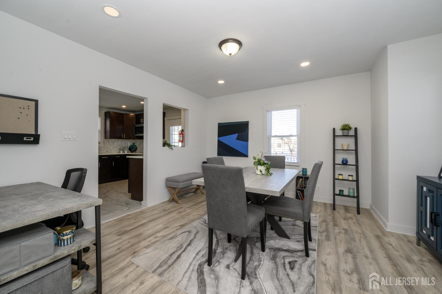 317 Billingsport Road Paulsboro, NJ 08066 - Photo 8 of 32