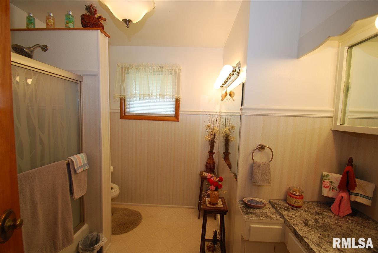 1415 James Road Pekin, IL 61554 - Photo 13 of 27 Gallery Image 13
