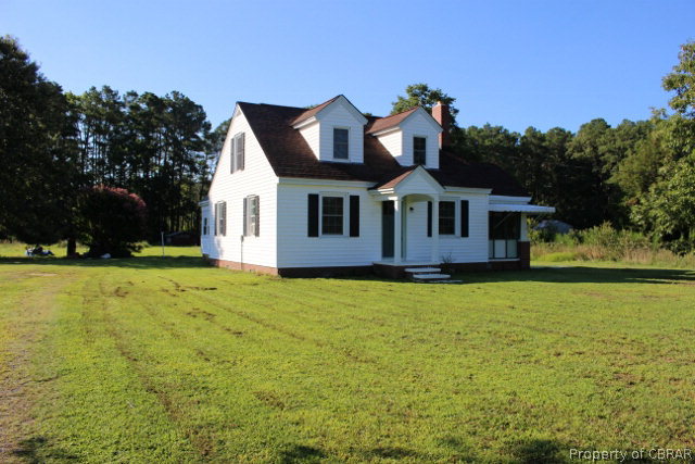 1330 Callis Field Lane Mathews, VA 23109 - Photo 7 of 25