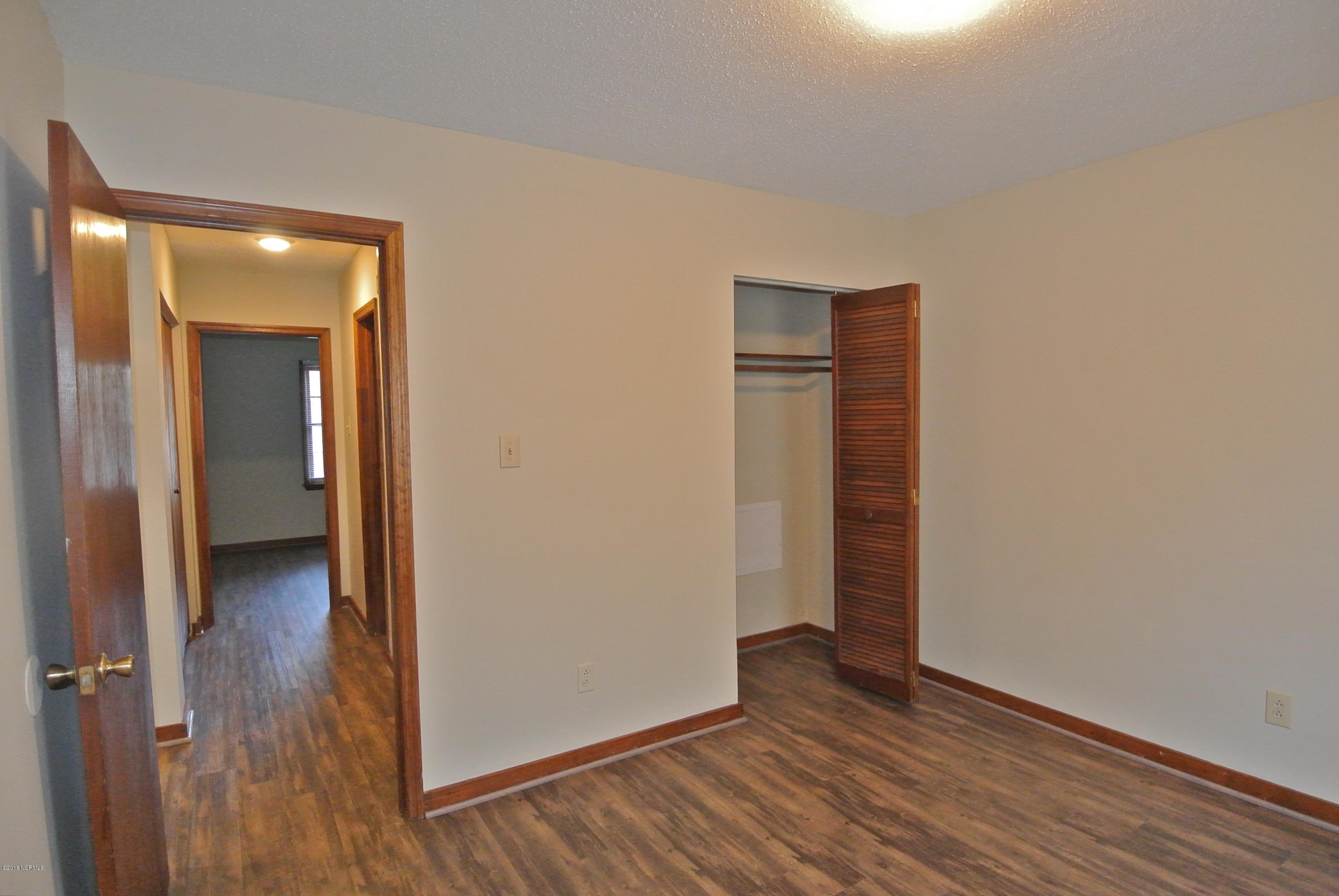 1106 Karen Drive, Unit G New Bern, NC 28562 - Photo 11 of 13 Bedroom #2