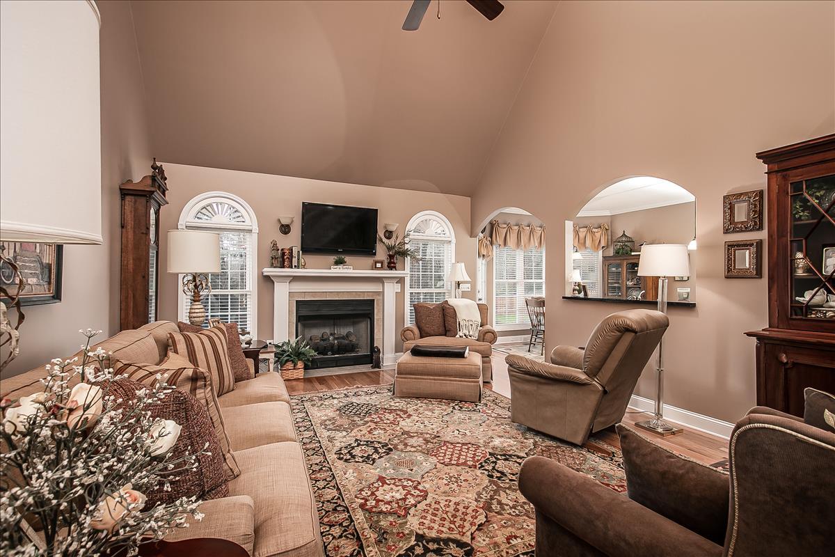 3401 Redstone Road Johnson City, TN 37604 - Photo 8 of 24 GREAT ROOM W/18' CEILINGS