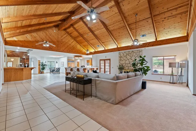 $1,550,000 | 7357 East Dennett Avenue, Fresno, CA 93737