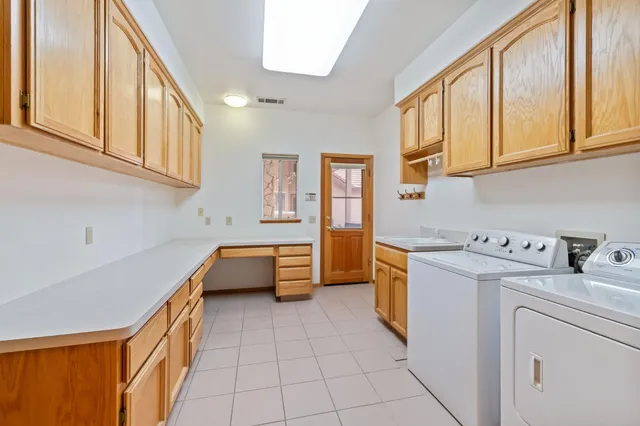 $1,750,000 | 7357 East Dennett Avenue, Fresno, CA 93737