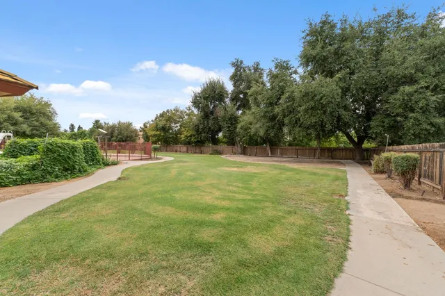 $1,750,000 | 7357 East Dennett Avenue, Fresno, CA 93737