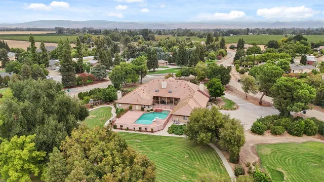 $1,750,000 | 7357 East Dennett Avenue, Fresno, CA 93737