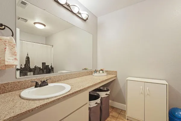 $259,000 | 2401 Eilers Lane, Unit 304, Lodi, CA 95242