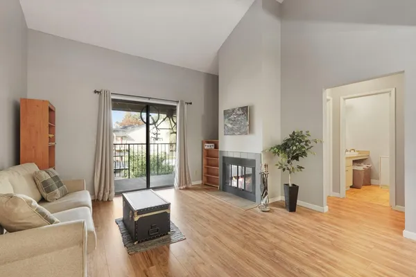 $259,000 | 2401 Eilers Lane, Unit 304, Lodi, CA 95242